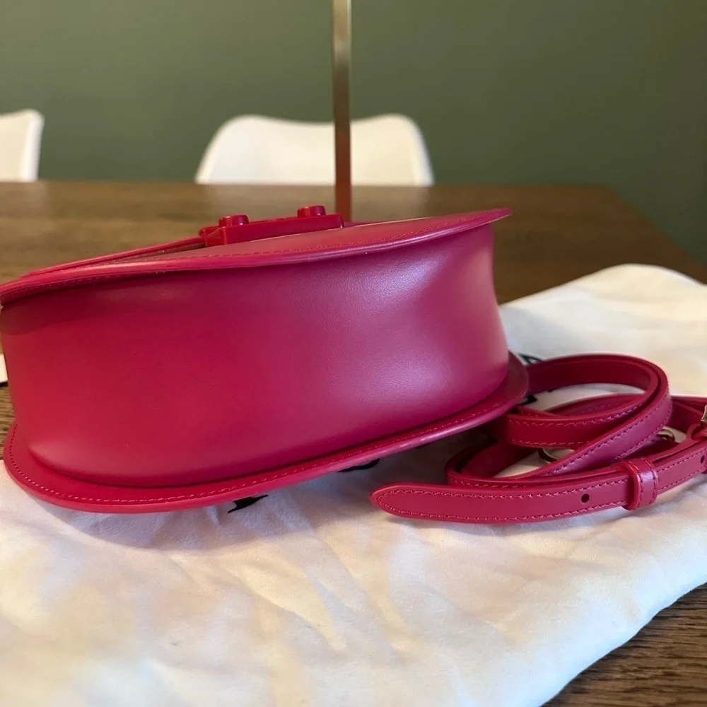 NWT！NEW！Furla Metropolis S Top Handle Round Crossbody -Smooth Leather Red